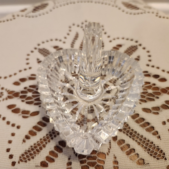 Waterford Crystal Heart Shaped Ring Holder - Picture 9 of 14